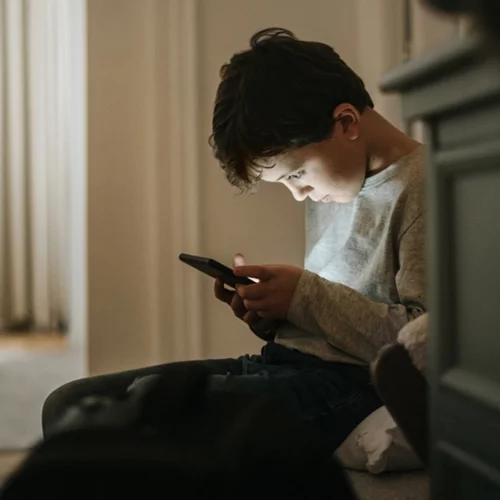 Αντιπαράθεση στη Φλόριντα για νομοσχέδιο που απαγορεύει στα παιδιά κάτω των 16 ετών να έχουν πρόσβαση στα social media