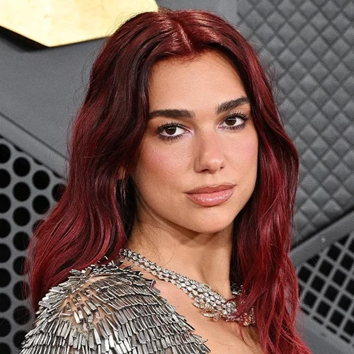 Grammy Awards 2024 | Τα πιο εντυπωσιακά beauty looks της βραδιάς