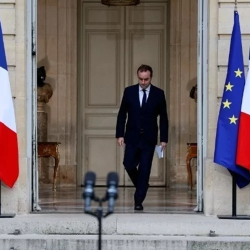 Sébastien Lecornu | Η νέα κυβέρνηση στη Γαλλία "διορίστηκε για να προωθήσει έναν προϋπολογισμό" "πριν από το τέλος της χρονιάς"