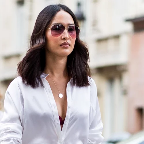 5 καλοκαιρινά υφάσματα που θα σε κρατήσουν δροσερή στην πολλή ζέστη