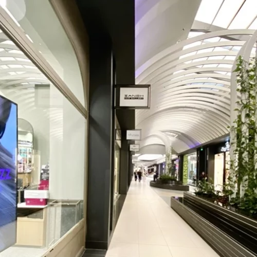 Όλα τα ρούχα και αξεσουάρ που θα χρειαστείς για να υποδεχτείς προετοιμασμένη την άνοιξη