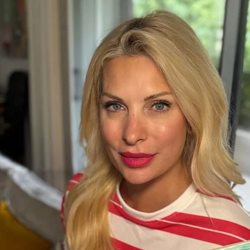 Ελένη Μενεγάκη | Αδημοσίευτες φωτογραφίες από το εσωτερικό του νέου σπιτιού της στην Κηφισιά