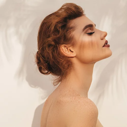 Πώς θα διατηρήσεις σταθερό το μακιγιάζ σου στον καύσωνα