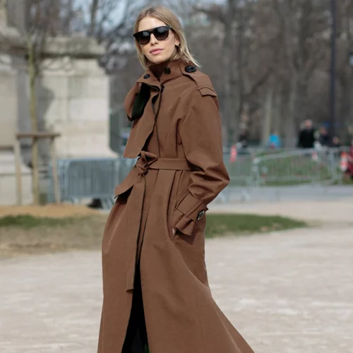 Αυτό είναι το διάσημο πανωφόρι που φορούν όλες οι A-listers της μόδας τον χειμώνα