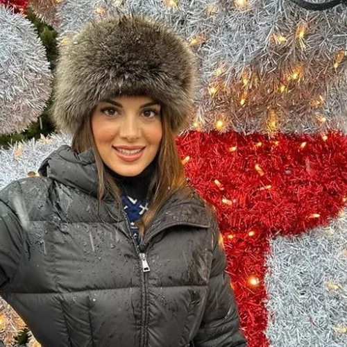 Σταματίνα Τσιμτσιλή | Oικογενειακώς τα Χριστούγεννα στο Βερολίνο - Στιλάτη στο κρύο