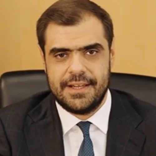 Tι συνδέει τον Παύλο Μαρινάκη και το "Κωνσταντίνου και Ελένης"; Δείτε το video