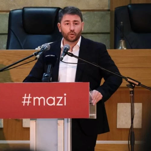 Ο Νίκος Ανδρουλάκης πανηγυρικά 6ος πρόεδρος του ΠΑΣΟΚ - Γιατί είναι διπλή η νίκη του απέναντι στον Γιώργο Παπανδρέου