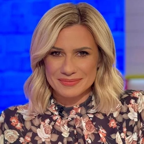 Κατερίνα Καραβάτου | Το ένα και μοναδικό άρωμα που φοράει όλη της τη ζωή