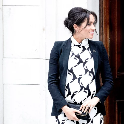 Meghan Markle | Κατηγορεί το παλάτι ότι διαδίδει ψέματα για εκείνη και το Harry