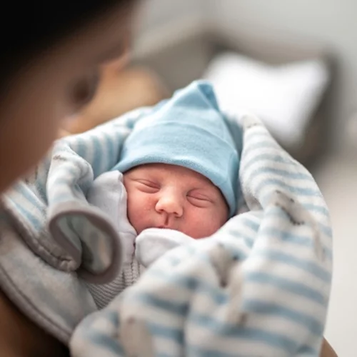 Ανοίγει η πλατφόρμα στο τέλος Μαρτίου για το επίδομα μητρότητας