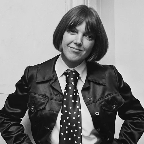 Miuccia Prada, Mary Quant, Gabrielle Chanel | 10 σχεδιάστριες μόδας που επαναπροσδιόρισαν το γυναικείο ντύσιμο