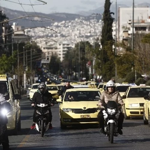 Χωρίς ταξί αύριο Μεγάλη Τρίτη - Απεργία ανακοίνωσε το ΣΑΤΑ