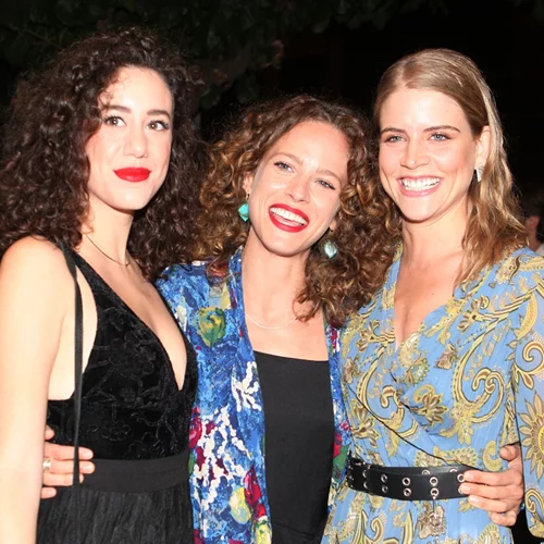 "Άγριες Μέλισσες" | Όλα τα looks των πρωταγωνιστριών στην πρεμιέρα του τρίτου κύκλου