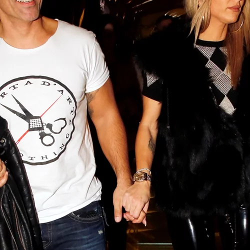 Γνωστός Έλληνας τραγουδιστής έγινε μπαμπάς για τρίτη φορά