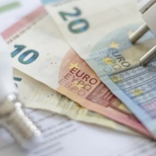 Πότε συμφέρει το σταθερό (δηλαδή το μπλε) τιμολόγιο ηλεκτρικής ενέργειας