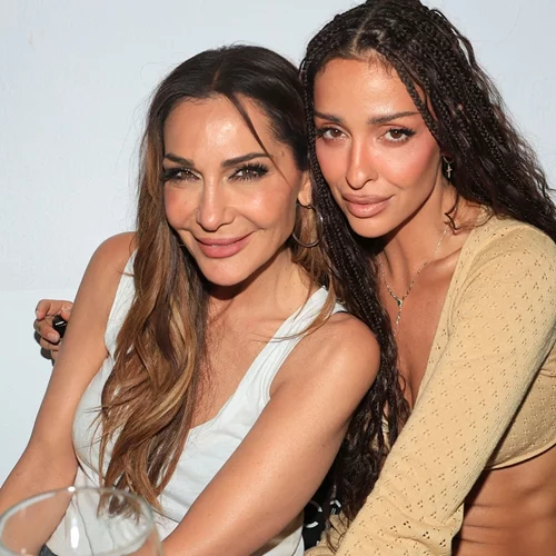 The Wig Issue | 5 Ελληνίδες celebrities που δεν ήξερες ότι φοράνε -σχεδόν- καθημερινά περούκα