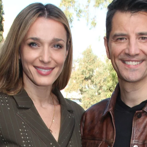 Ο Σάκης Ρουβάς και η Κάτια Ζυγούλη μας δείχνουν τις προετοιμασίες για το πασχαλινό τους τραπέζι!