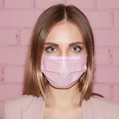 Κεφάλαιο maskne | Τα must προϊόντα για την καταπολέμηση της