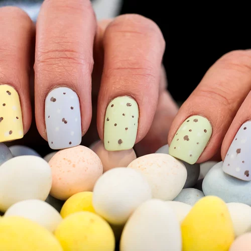 12 nail art ιδέες για το μανικιούρ του Πάσχα