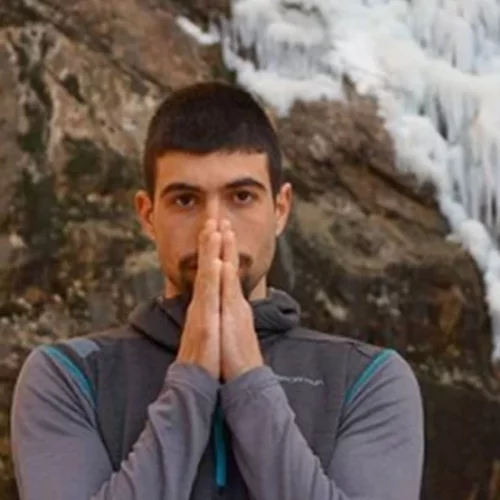 Τζουμέρκα | Θλίψη για τον 21χρονο Ερμή Θεοχαρόπουλο που σκοτώθηκε κάνοντας ορειβατικό σκι