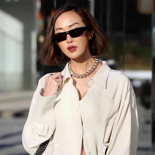 Από 10 - 30 ευρώ | 10 κομμάτια για να υιοθετήσεις τις top τάσεις χωρίς να ξεφύγεις από το budget