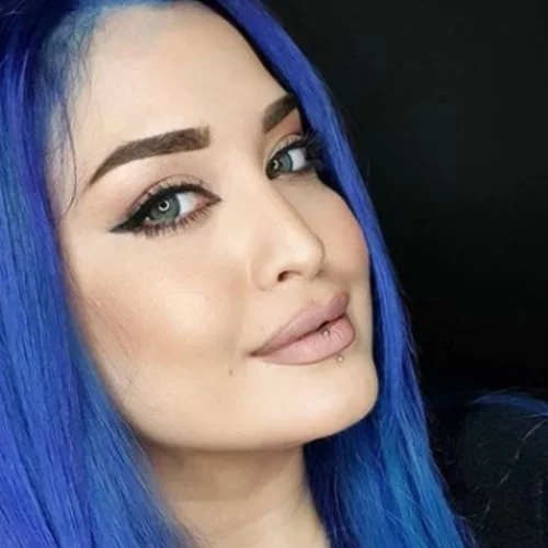 Κατερίνα Πεφτίτση | "Ντρεπόμουν να έρθω σε επαφή με τον σύντροφό μου λόγω των κιλών μου"