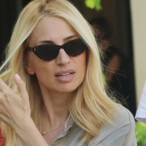 Η Μαρία Ηλιάκη υιοθέτησε το χτένισμα που λατρεύουν οι πιο στιλάτες fashionistas του εξωτερικού