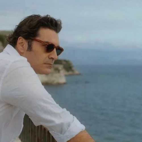 Χριστόφορος Παπακαλιάτης | "Διαχειρίζομαι τις αρνητικές κριτικές με νεύρα"