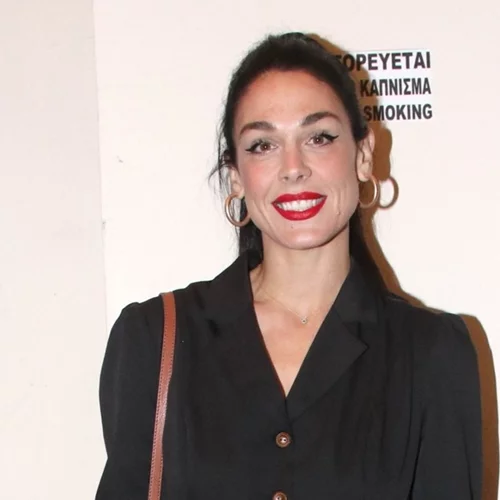 Σορτς σε βραδινή έξοδο | Πάρε έμπνευση από το look της Ιωάννας Τριανταφυλλίδου