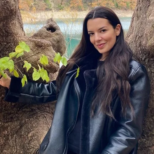 Νικολέτα Ράλλη για τη μητρότητα | "Με μαύρισε πολύ - Ξεκίνησα χάπια στους έξι μήνες"