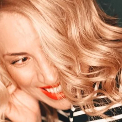 Μαρία Ηλιάκη | Οι λιγούρες της εγκυμονούσας και το γεύμα στο χιόνι (vid)