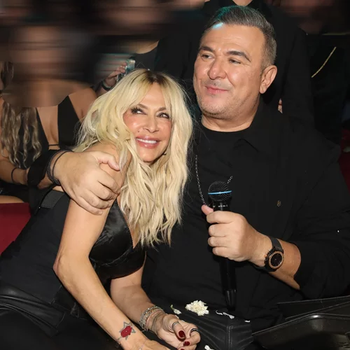 Η Άννα Βίσση αγκαλιά με τον Αντώνη Ρέμο | Η νυχτερινή έξοδος με τον Γιάννη & τη Δήμητρα Κούστα για τα γενέθλια της αδερφής της