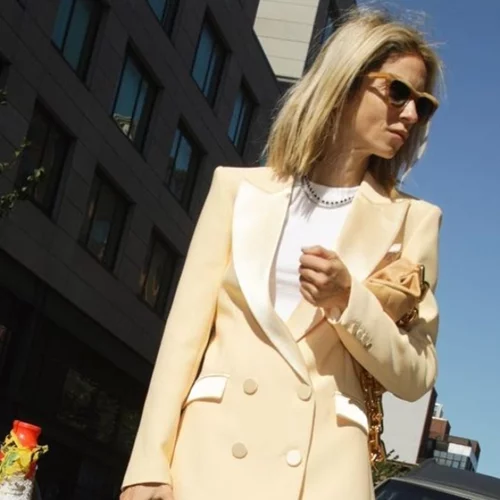 Η Σοφία Καρβέλα βγήκε date night με τον γιο της | Η cute φωτογραφία με το μικρό αγόρι