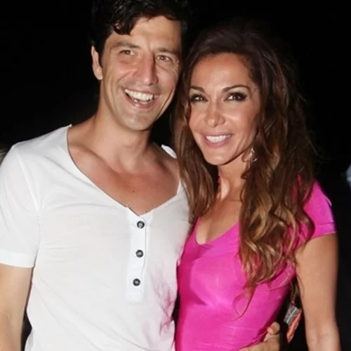 Πριν 25 χρόνια | Δέσποινα Βανδή και Σάκης Ρουβάς όταν πόζαραν μαζί για το REX