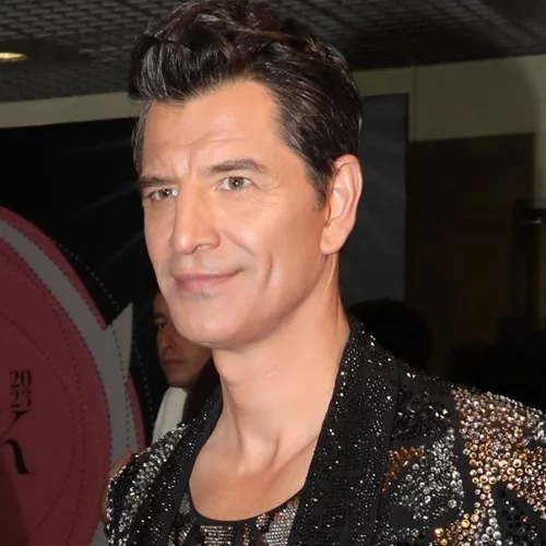 Η σπάνια φωτογραφία του ανιψιού του Σάκη Ρουβά - Με τζιν παντελόνι