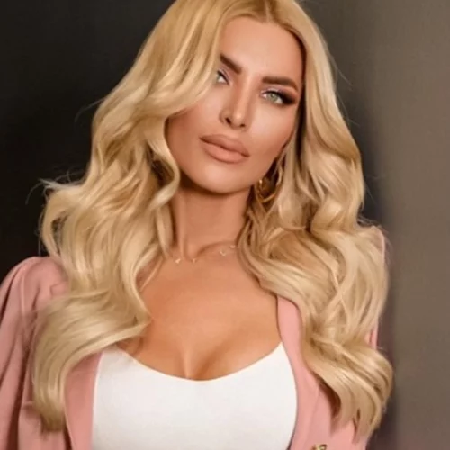 Το μαύρο φόρεμα της Κατερίνας Καινούργιου που αξίζει μία θέση στην ντουλάπα σου