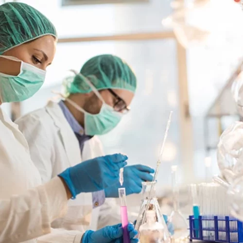 Τα παράδοξα του ιού της ευλογιάς των πιθήκων | Αντέχει μέχρι και χρόνια σε επιφάνειες - Οι οδηγίες για απολύμανση