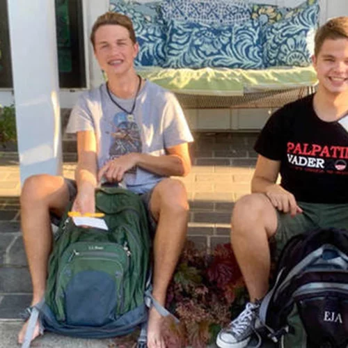 "Οι γιοι μου έχουν πάντα σερβιέτες στη σάκα τους γιατί αυτό θα τους κάνει καλύτερους άντρες"