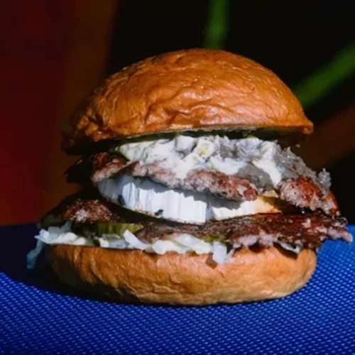 'Hanky Panky' | Ο Γρηγόρης Κίκης παίζει και με street food