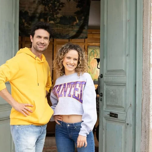 "Τα Φαντάσματα" | Ο Ορφέας Αυγουστίδης μάς βάζει στα backstage των γυρισμάτων