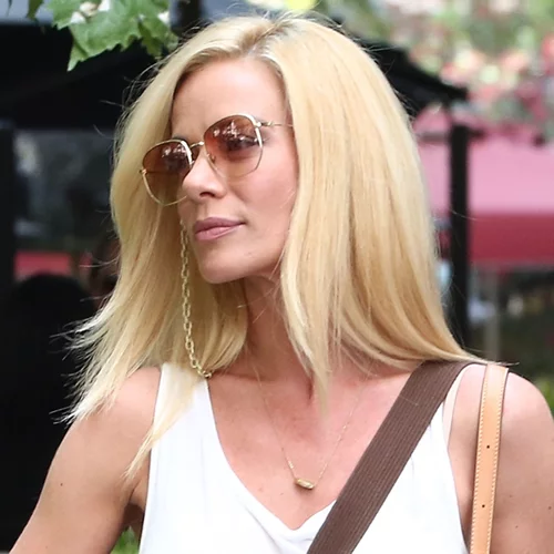 H Ζέτα Μακρυπούλια φόρεσε το ιδανικό φόρεμα για καλοκαιρινές cocktail nights