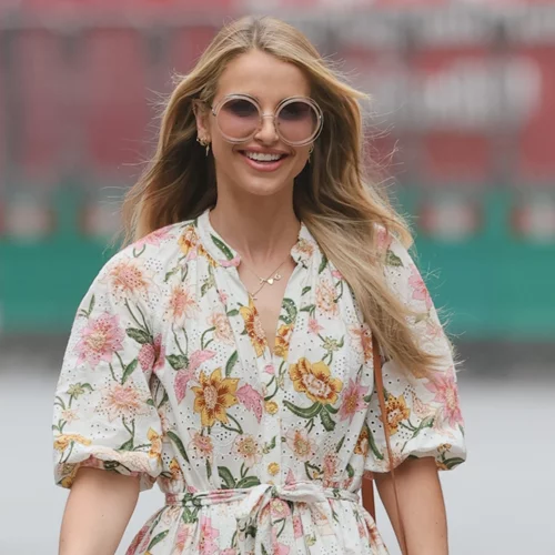 Πώς θα δημιουργήσεις τα πιο κομψά καλοκαιρινά looks χωρίς να περάσεις ώρες μπροστά στον καθρέφτη