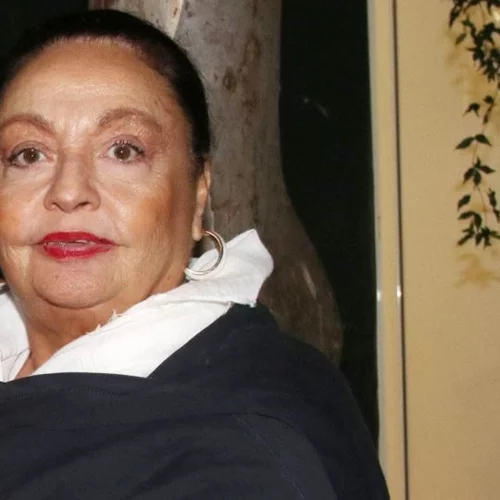 Μίρκα Παπακωνσταντίνου | Επέστρεψε στο θέατρο μετά την απώλεια του Δάνη