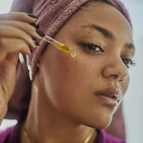 Καφέ κηλίδες μετά το καλοκαίρι; Όσα πρέπει να κάνεις για να τις αντιμετωπίσεις