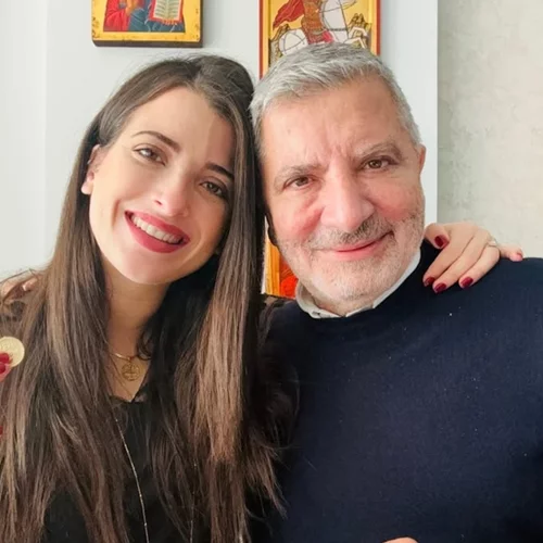 Γιώργος Πατούλης - Νάνσυ Κοίλου | Η selfie με το νεογέννητο μέσα από το μαιευτήριο