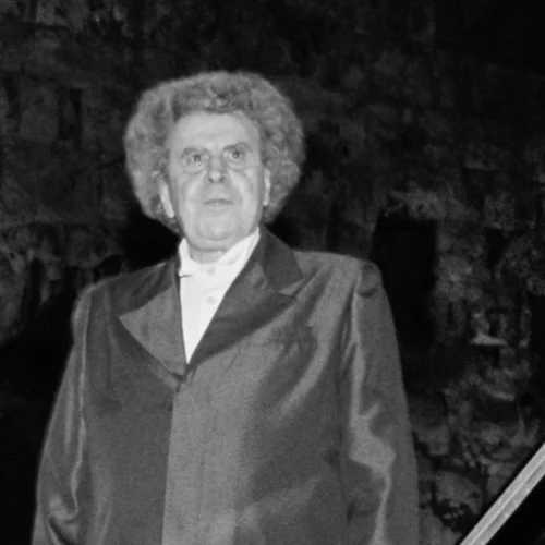 Μίκης Θεοδωράκης | Πήγε τελικά στο μνημόσυνο η Μαργαρίτα - Μαζί με τον αδερφό της