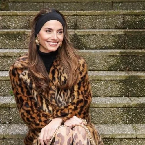 Η Ηλιάνα Παπαγεωργίου σε μία διαφορετική ανάρτηση | Τα σημάδια στην πλάτη της