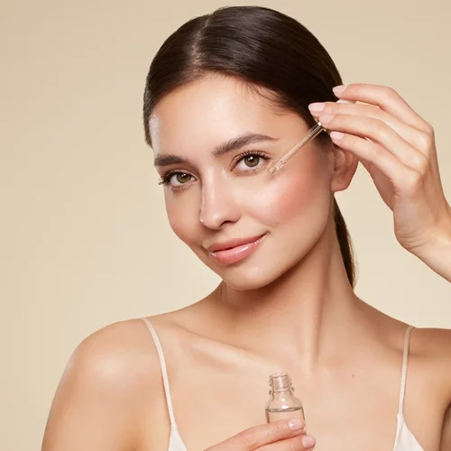 H νυχτερινή ρουτίνα περιποίησης για ορατά αποτελέσματα αντιγήρανσης σε 1 μήνα