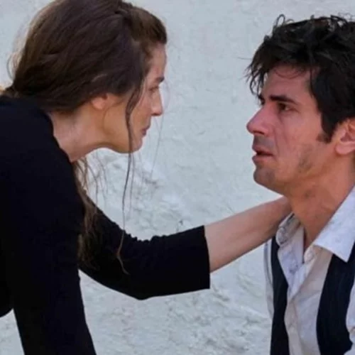 "Άγριες Μέλισσες" | Οι πρωταγωνιστές της σειράς σε ένα απίστευτο Tik Tok βίντεο