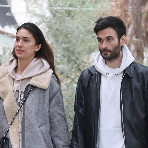 Άννα Πρέλεβιτς & Νικήτας Νομικός | Οικογενειακή εξόρμηση στην παραλία